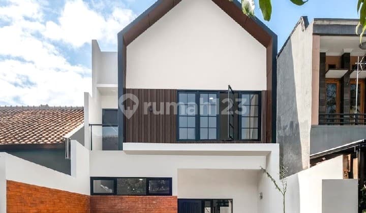 Rumah Scandinavian Siap Huni Antapani Tengah Kiaracondong Bandung