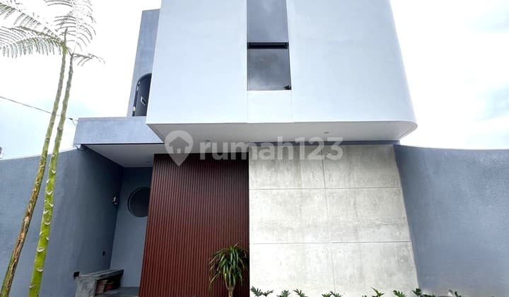 Rumah Tropis Industril Area Turangga Buah Batu Kota Bandung