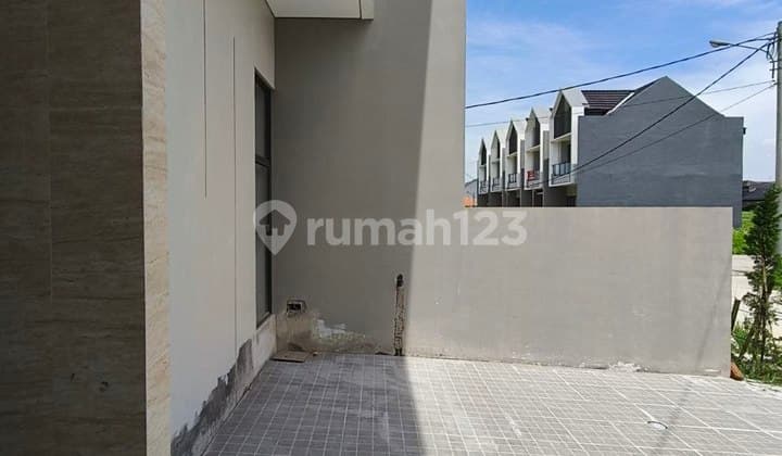 Rumah Baru Strategis Komplek Batununggal Buah Batu Kota Bandung