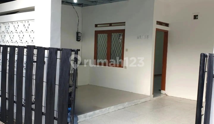 Rumah Bagus Di Komplek Cempaka Arum Riung Cisaranten Kota Bandung