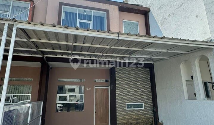 Well-Maintained Lux Fully Furnished House in Sariwangi, Cihanjuang, Bandung