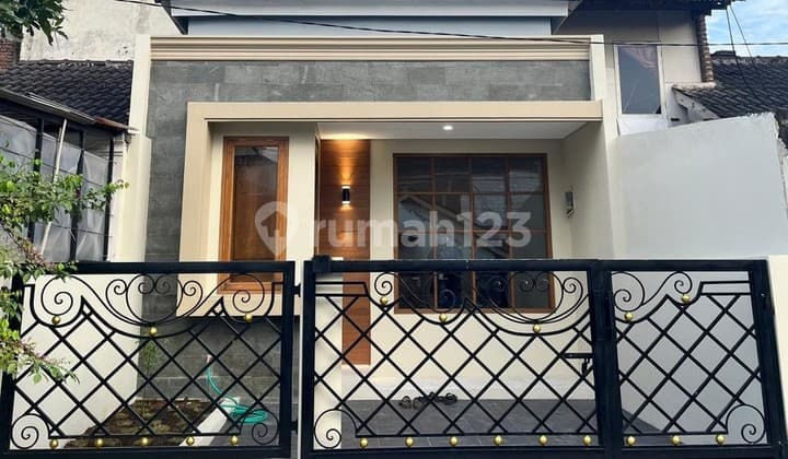 Rumah Bagus Siap Huni Komplek Cileunyi Cibiru Bandung Timur SHM