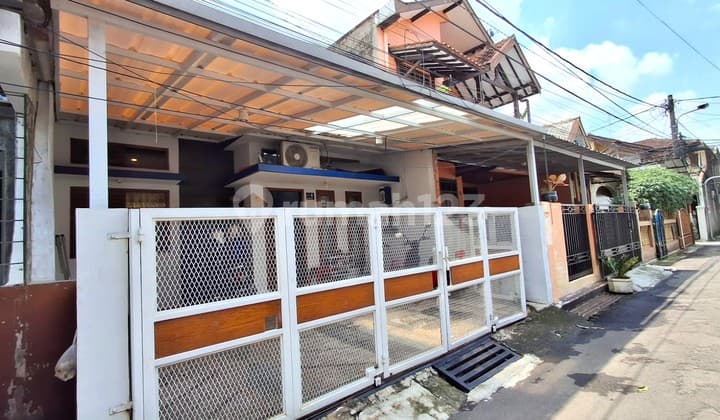 Rumah di Komplek Jln Jakarta Antapani Wetan Kiaracondong Bandung