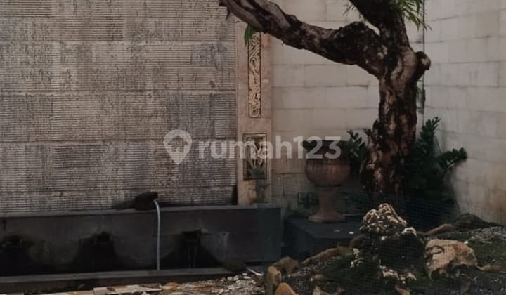 Dijual Rumah Minimalis Siap Huni - Granada Pakuwon Indah Surabaya Barat