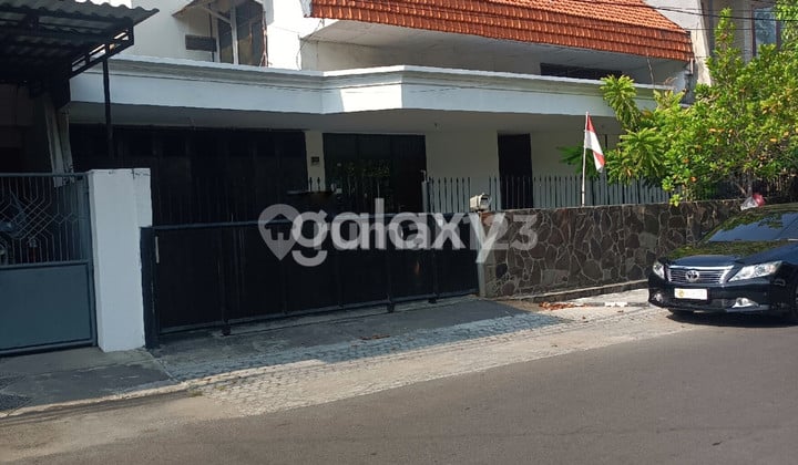 Rumah di Kawasan Elite Surabaya Selatan Margorejo Indah, Dekat ke Superindo, Papaya Supermarket, ke Raya A Yani