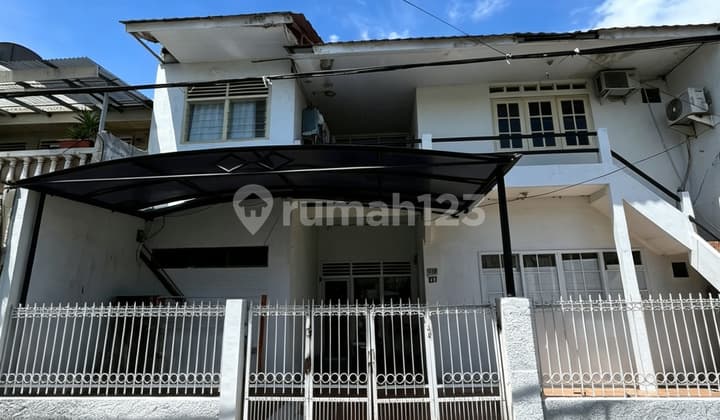 Dijual Rumah Lebar 10 Jalan Lebar Tomang Jakarta