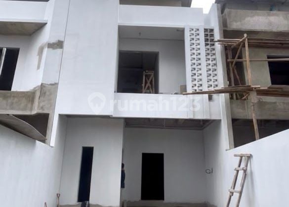 Dijual Rumah Bagus di Bawah 2M Meruya Utara Jakarta Barat