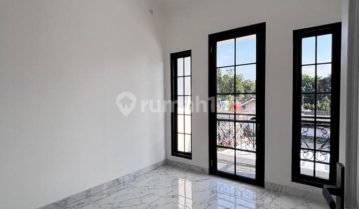 Rumah Mewah Harga Terjangkau Di Jakarta Legalitas Shm Lokasi Strategis Dekat Lrt Dan Exit Toll