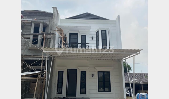 DiJual Rumah American Classic Legalitas SHM Bisa KPR Tanpa DP Di Jakarta Timur