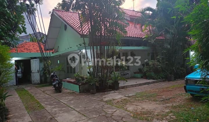 Rumah 1,5 Lantai Dekat Kampus Unj Rawamangun Jakarta Timur