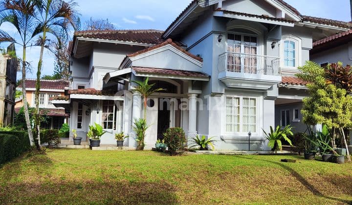 Villa 2 Lantai Fully Furnished Dekat Pantai Carita Banten