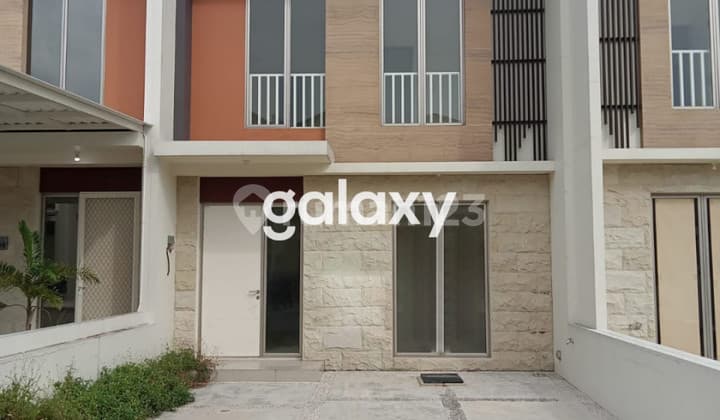 Rumah Greenland Residence C2 Gresik 2 Lantai Hadap Barat