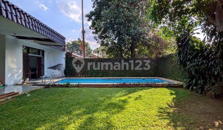 Bisa Dijadikan Kantor di Kemang Dalam 4 Kamar Tiduar