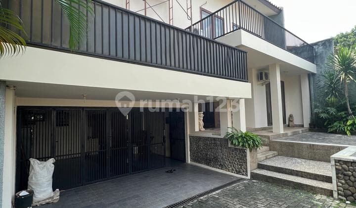 For Rent Single House in Kemang Selatan, suitable for Silent Office / Residence