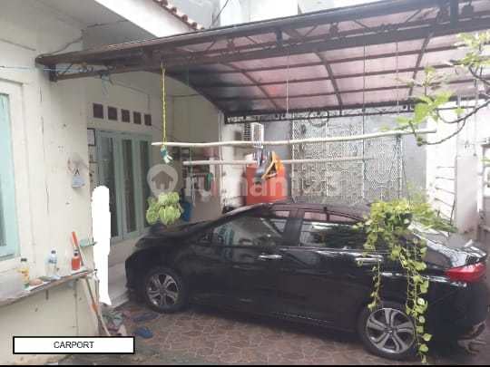 Rumah depan Masjid area Kwitang, 500 meter ke patung Tugu Tani