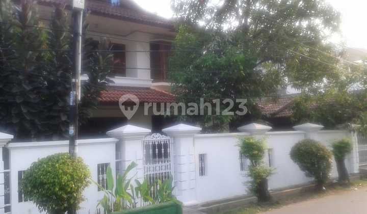 Rumah Pinggir Jalan Raya, 600 Meter Ke Jalan Raya Plumpang Semper