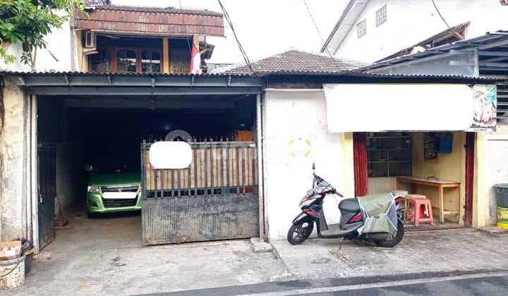 Rumah Lama Area Petojo, 900 Meter Ke Itc Roxy Mas, Buka Harga Sesuai NJOP PBB 2025