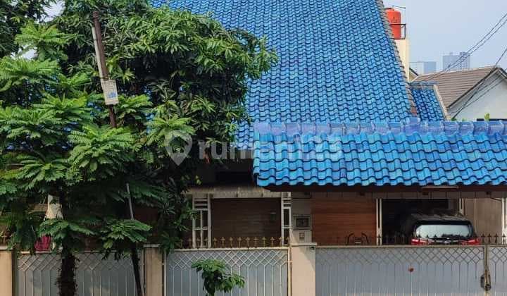 Rumah Super Adem di Area Tanah Kusir, 150 Meter ke Veteran Raya