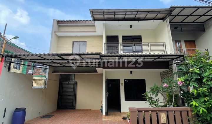 Rumah Cluster area Gedong, 500 meter ke Jalan TB Simatupang