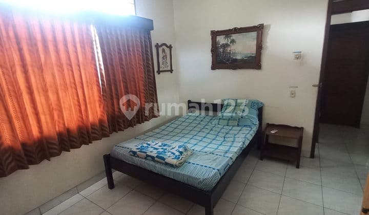 Rumah Klasik Gaya Arsitektur Tropis Modern, Cocok Healing Dgn Keluarga Besar, Hanya 90 Meter Ke Jatipadang Raya