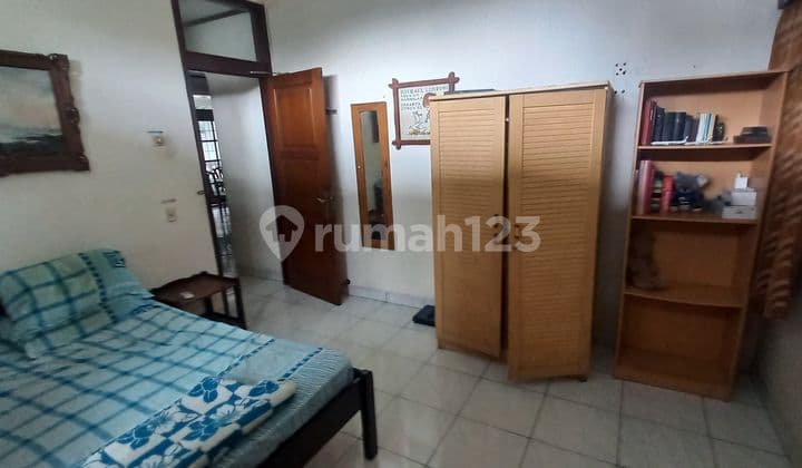 Rumah Klasik Gaya Arsitektur Tropis Modern, Cocok Healing Dgn Keluarga Besar, Hanya 90 Meter Ke Jatipadang Raya
