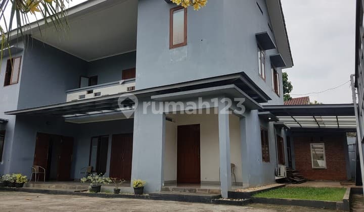 Ready-to-Occupy House in Veteran Area, 300 Meters to Suyoto Veteran Hospital