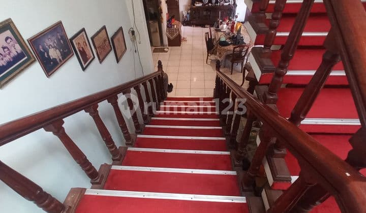 Rumah Klasik Gaya Arsitektur Tropis Modern, Cocok Healing Dgn Keluarga Besar, Hanya 90 Meter Ke Jatipadang Raya