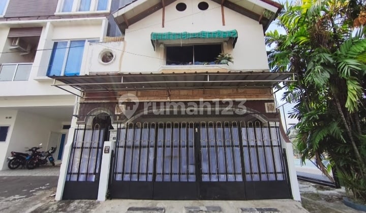 Rumah Murah Hook 2 Lantai Siap Huni di Cempaka Putih Tengah, Jakarta Pusat