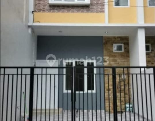 Brand New 2-Story House in Gading Griya Lestari