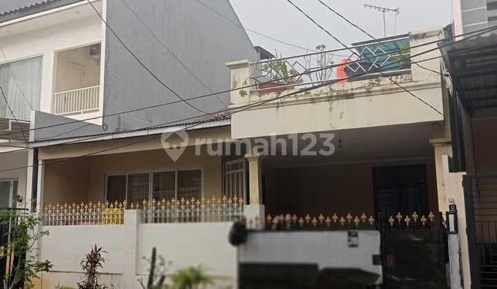 Rumah Depan Taman di Melody Mas, Kelapa Gading Bcs