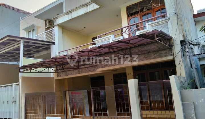 Rumah Murah Rapi, Plong 2 Lantai , Dekat Jalan Bulevar, Kelapa Gading Bcs