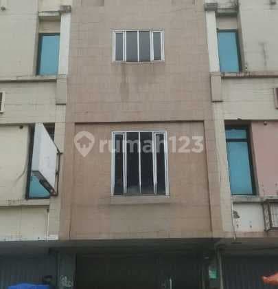 Ruko 4 Lantai di Bulevar Raya, Kelapa Gading, Jakarta Utara