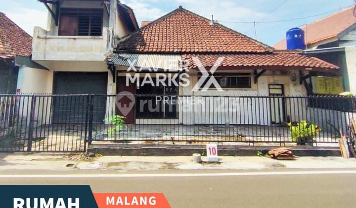 Rumah Hitung Tanah Saja Lokasi Dekat Pom Ciliwung dan Dekat Area Fasilitas Umum