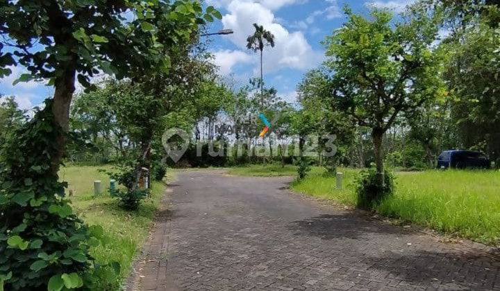 Tanah Kavling Luas dan Siap Dibangun View Lapangan Golf