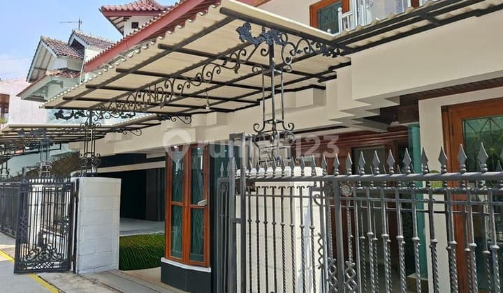 House in Walikota Bcs Complex, Kelapa Gading, Modern and Well-Maintained, North Jakarta