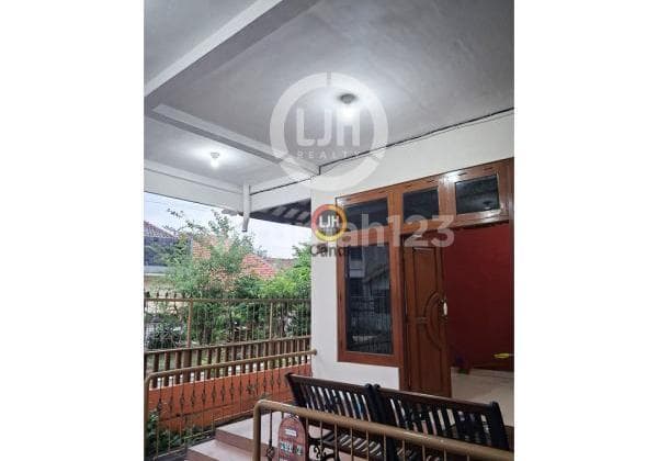 House in Halmahera Semarang