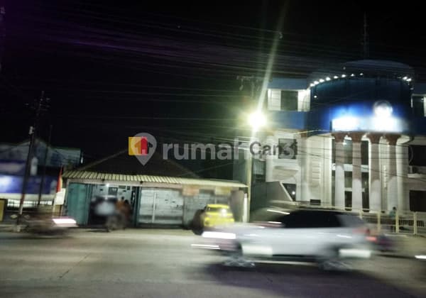 Rumah di Gajah Raya Semarang