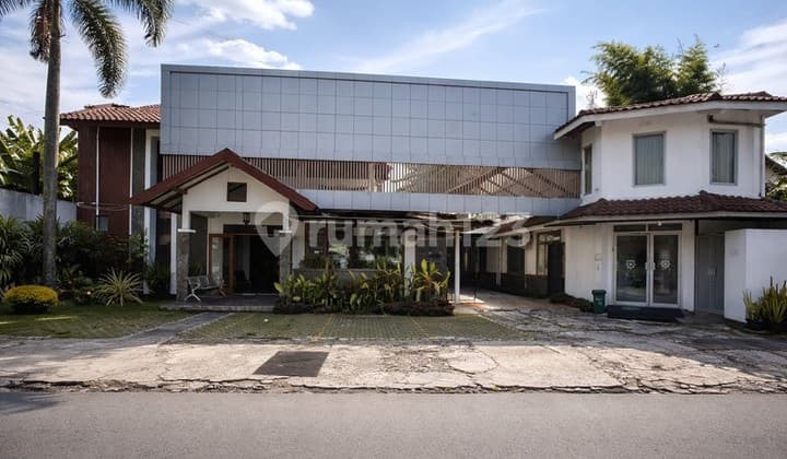 Dijual Ruang Usaha Strategis - Jalan Magelang, Dekat Jogja City Mall