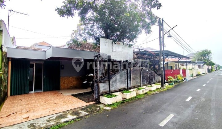 Rumah Luas Strategis di Dekat Kampus & Akses Jl. Godean, Banyuraden, Gamping, Sleman