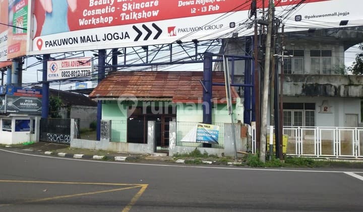 Dijual Tanah Super Strategis Sangat Cocok untuk Dijadikan Pusat Oleh-Oleh atau Bisnis Komersial Maguwohrjo, Depok, Sleman