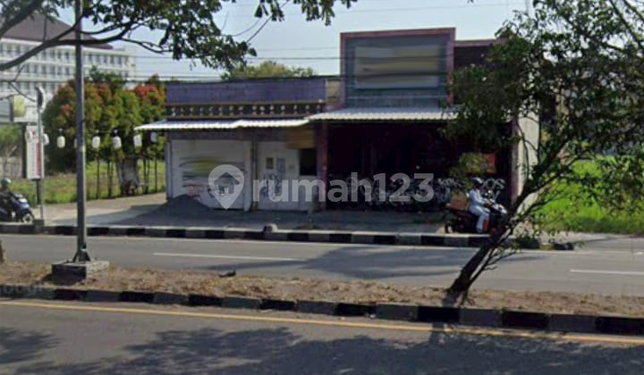 197 Square Meter House Located Very Close to UMY Campus, Kasihan, Bantul
