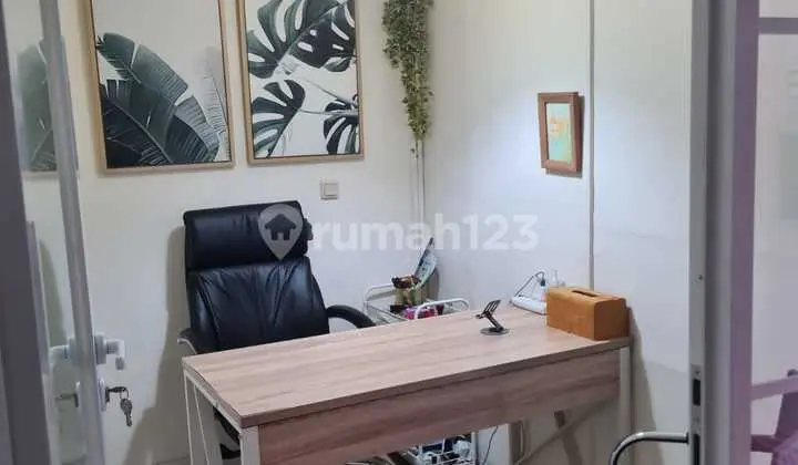 Ruko Rapi Siap Pakai Lingkungan Ramai Granada Square