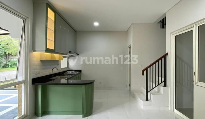 Rumah Manis Minimalis Sevilla Park BSD City