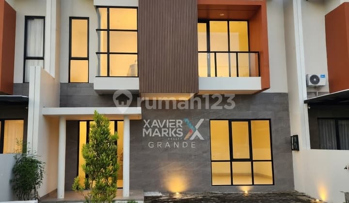 Dijual Rumah Baru Gress 2 Lantai di Central Park Juanda, Sidoarjo