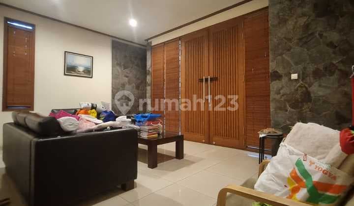 House Position Hook on Garuda Street Wing, Bandung City