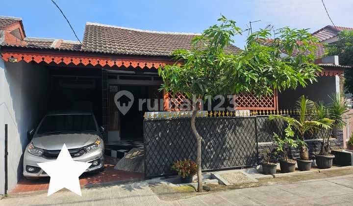 For Sale – Ready-to-Occupy House, Mortgage Available (KPR) – Pondok Pekayon Indah, South Bekasi