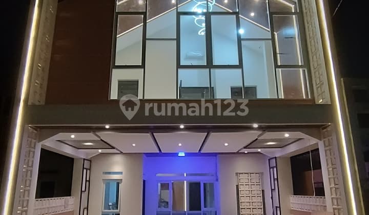 Rumah Baru Mewah Semi Furnish Dalam Cluster Di Margahayu Raya