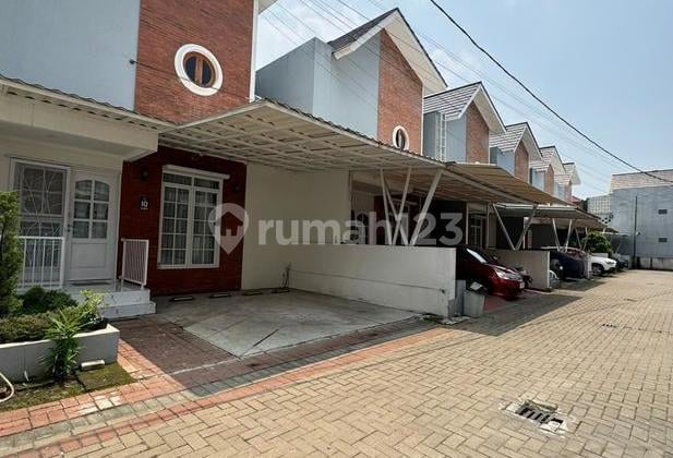 Rumah Bagus 2 Lantai di Arcamanik Desain Unik One gate System