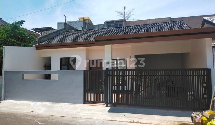 Rumah Baru Siap Huni Di Kopo Permai Dekat Exit Tol Kopo