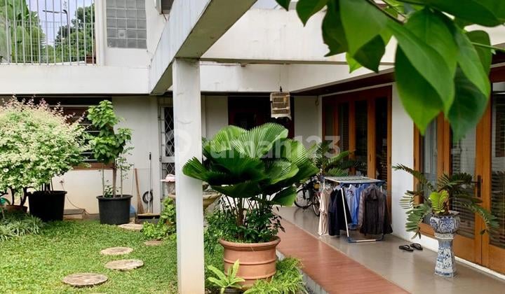 Turun Harga Rumah Desain Klasik Modern @Kebayoran Baru Jaksel